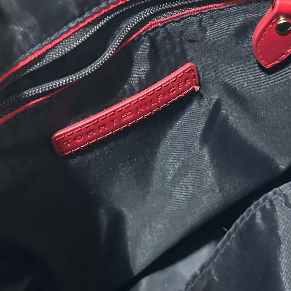 Tommy Hilfiger Beige Shoulder Bag - Picture 3 of 5
